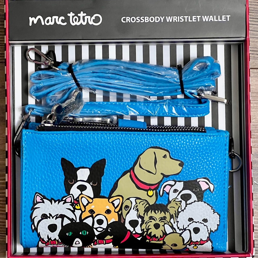 NEW Marc Tetro Blue Dogs Crossbody Wristlet Wallet Phone Bag Clutch Gift Box